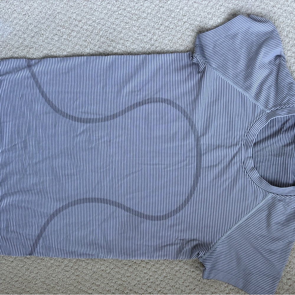 Lululemon Striped grey and White T-Shirt